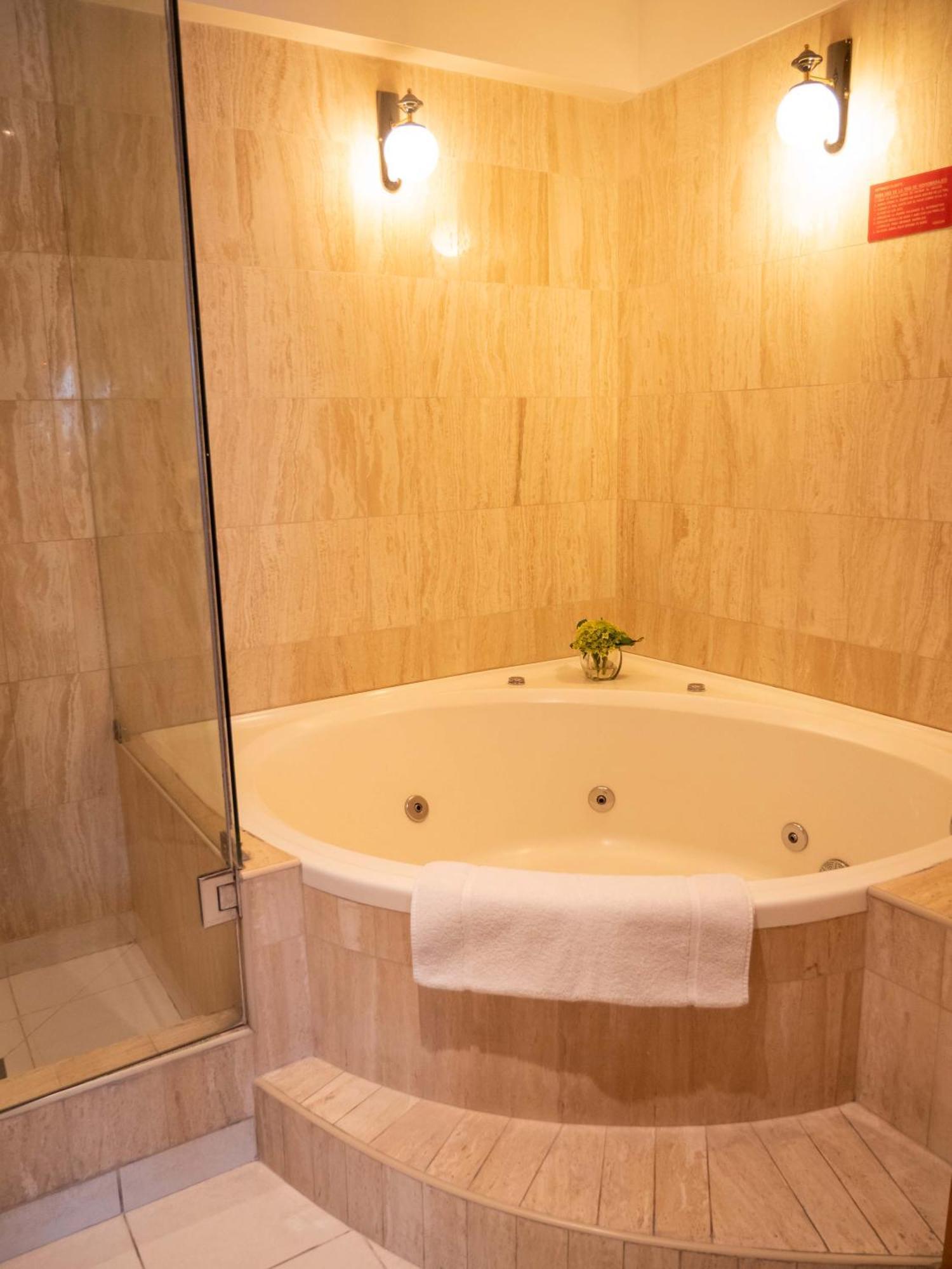 Hotel Britania San Borja Лима Экстерьер фото